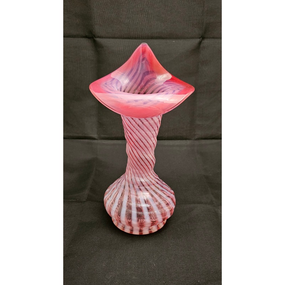 Fenton Cranberry Opalescent Spiral Swirl Jack in the Pulpit Vase